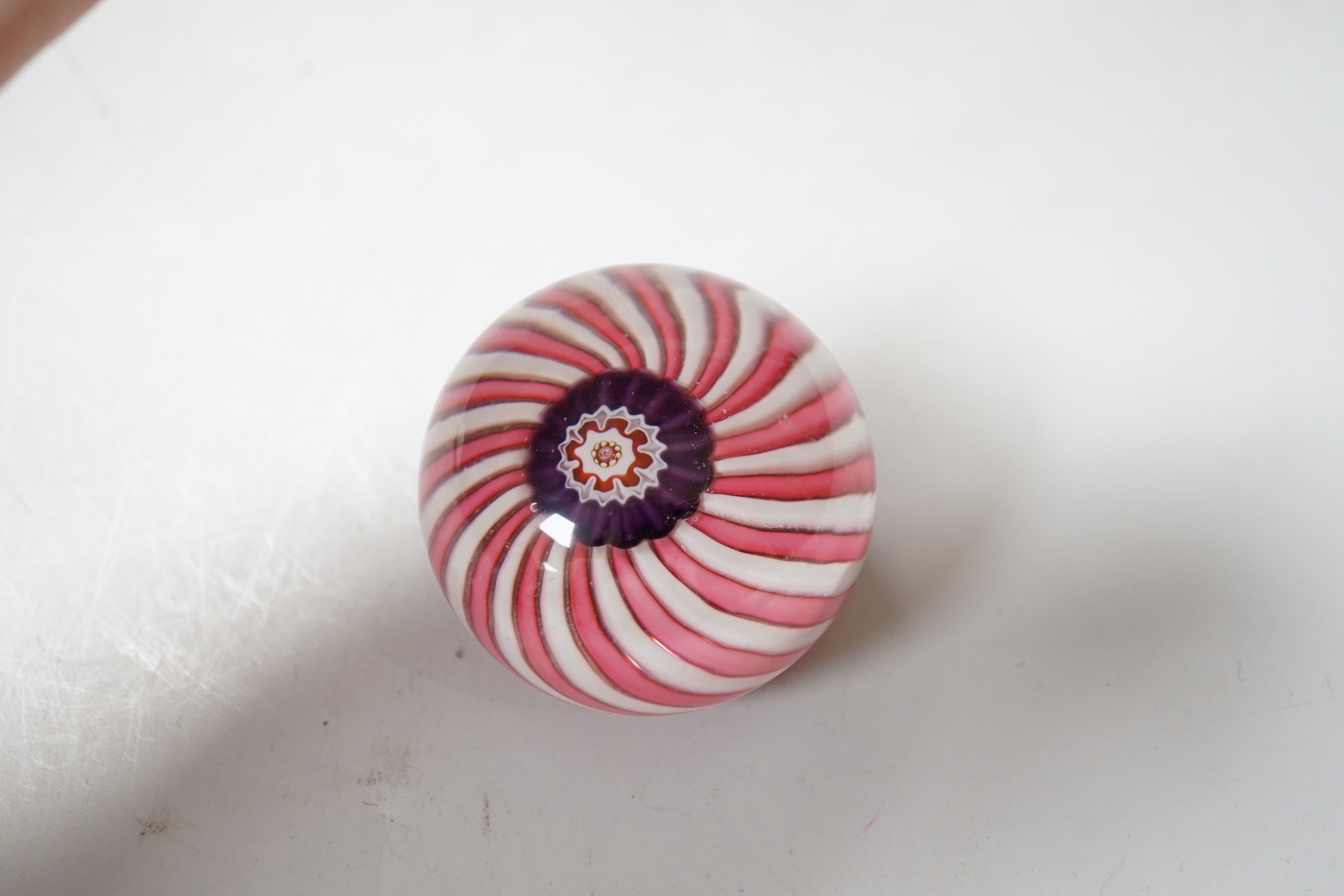 A Clichy swirl paperweight, 4.5cm approximate diameter